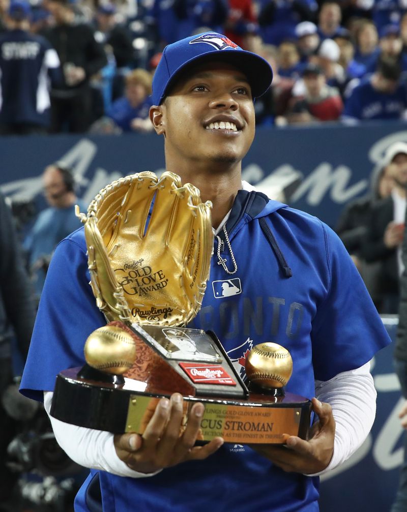 Jays' Marcus Stroman wins 1st career Gold Glove award